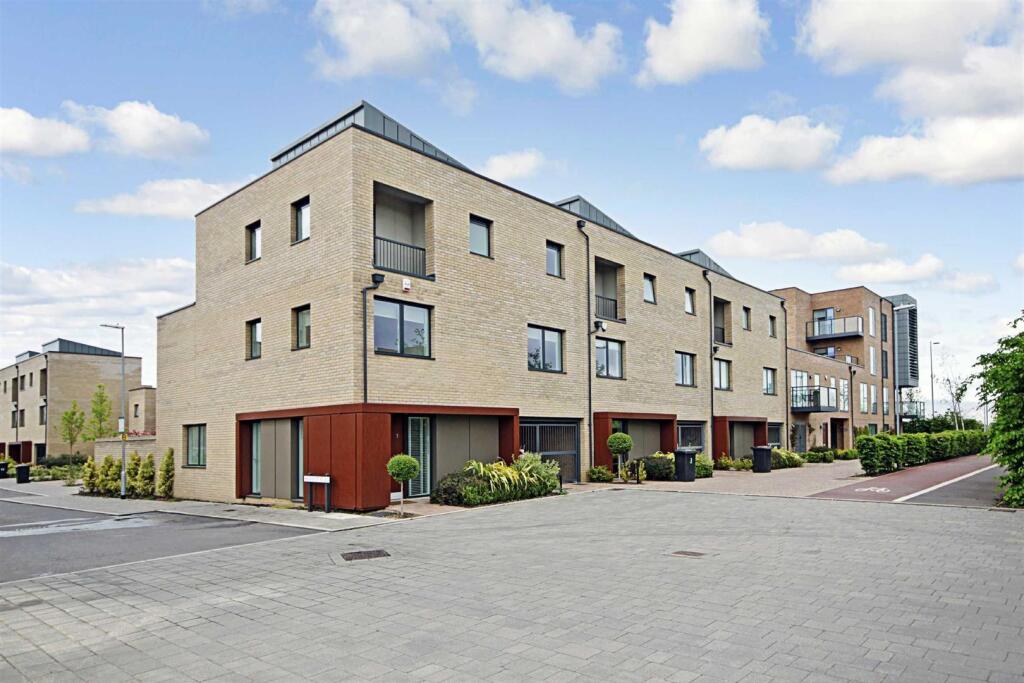 Main image of property: Palmer House, Harvest Road, Trumpington, Cambridge