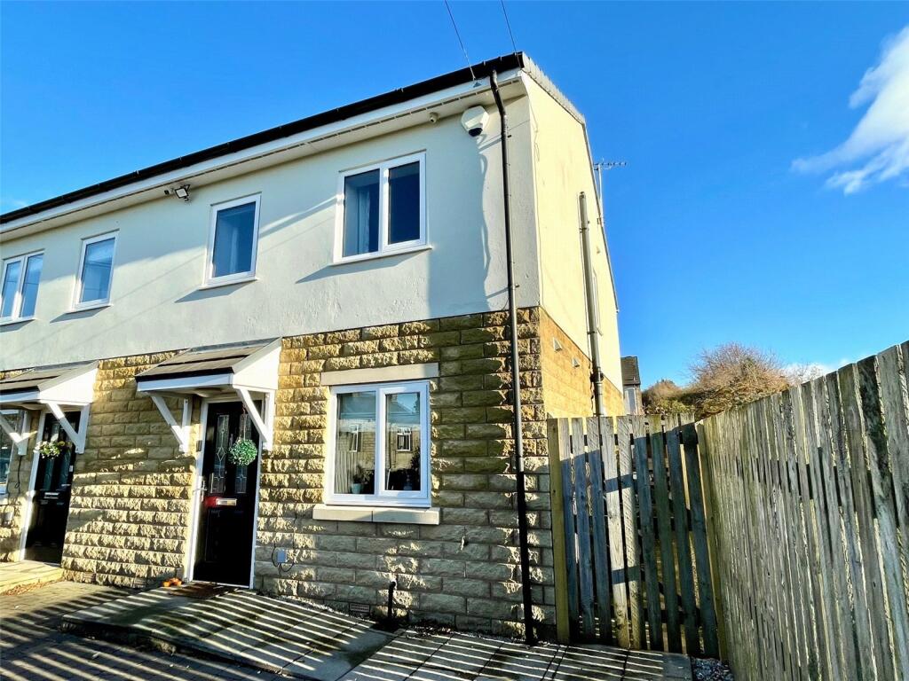 Main image of property: Ropewalk Close, Galgate, Lancaster, Lancashire, LA2