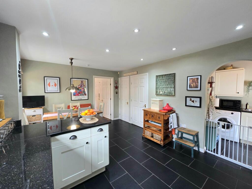 House in Cardiff - View 3