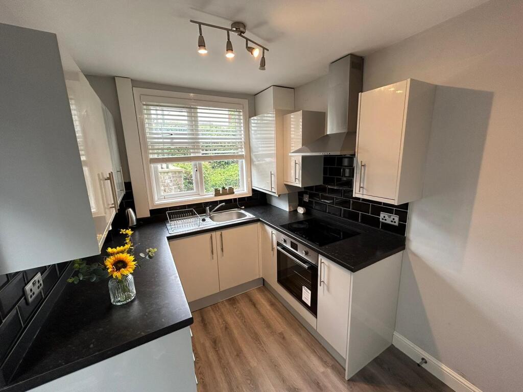 House in Leeds - View 4