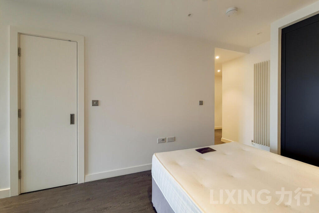 Apartment in London, Custom House, Canning Town - View 5