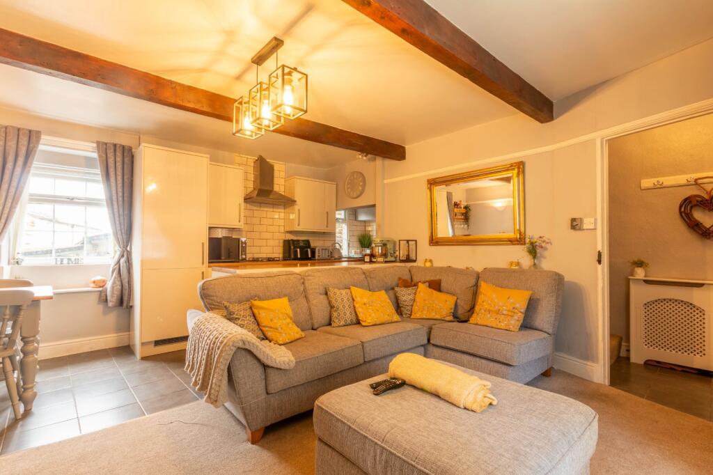 House in Bradford, Wilsden Hill, Wilsden - View 3