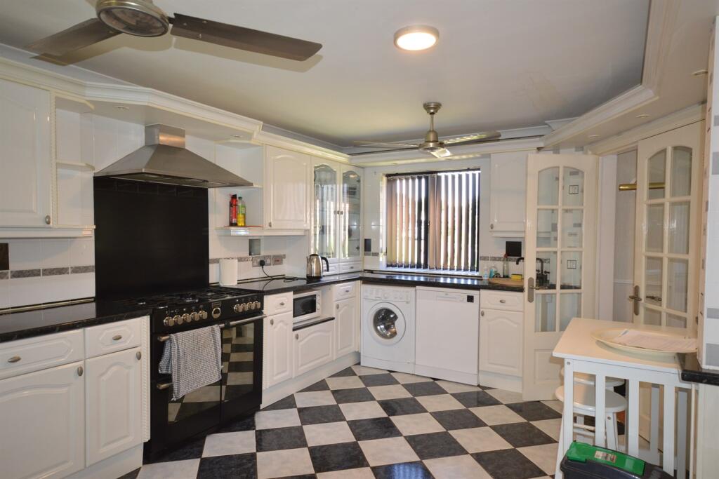 House in Portsmouth - View 5