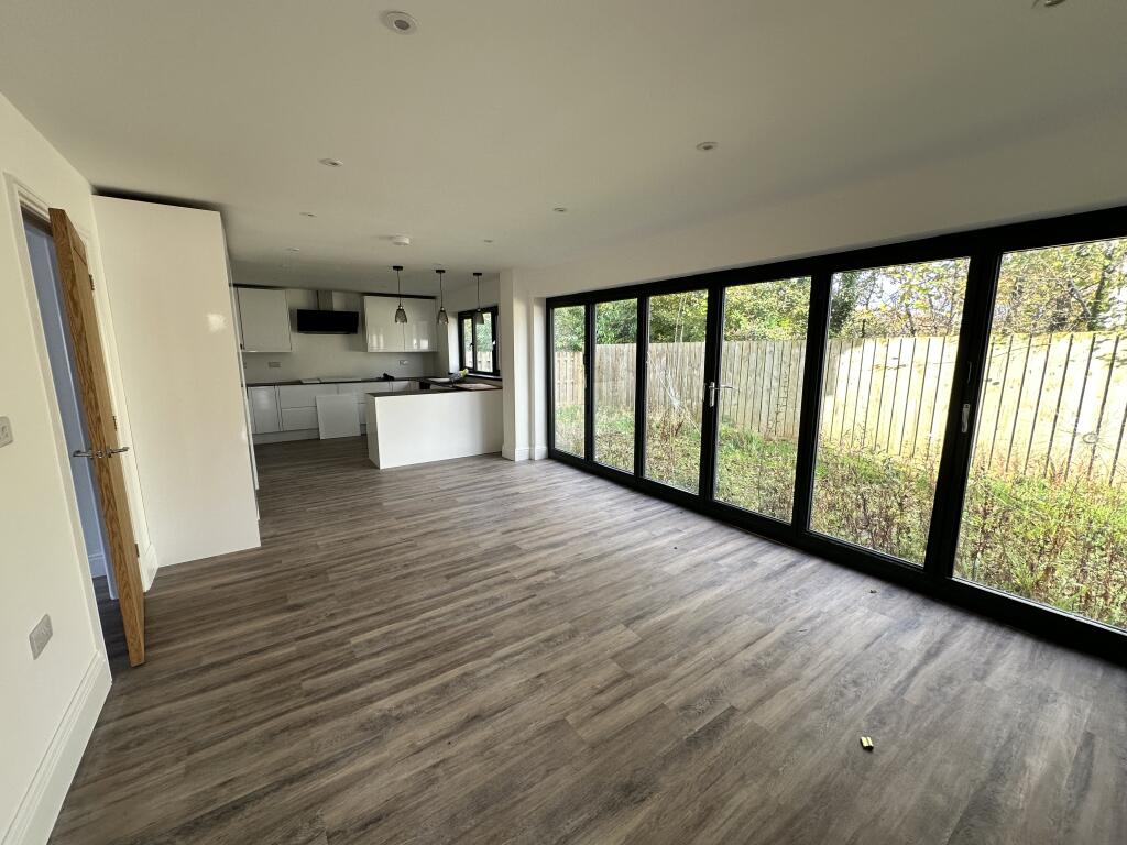 3 & 4 Dingle Court, Drakewalls, Gunnislake, Devon PL18 9FH photo 3