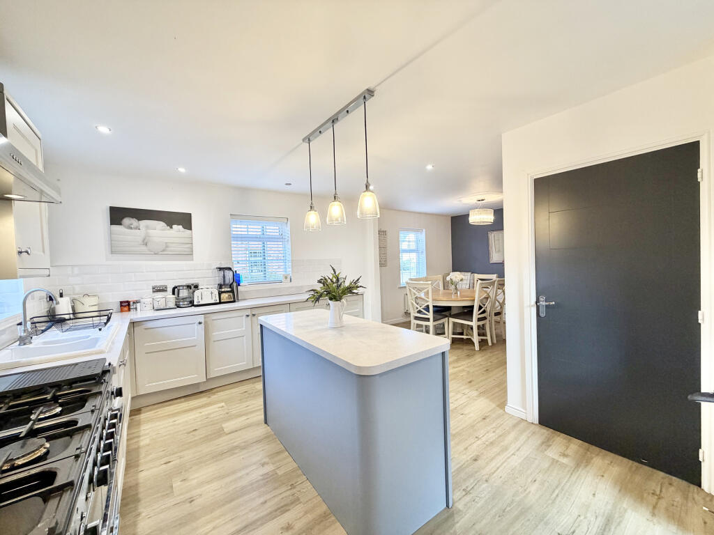 House in Taunton - View 5