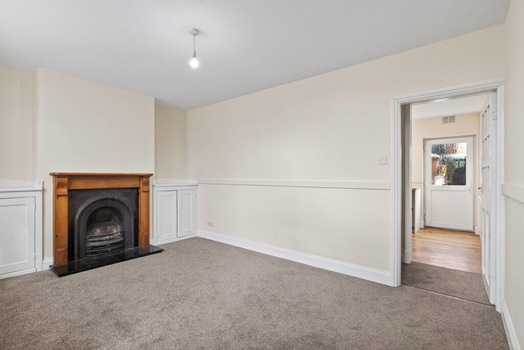 House in Market Harborough, Arthingworth - View 3