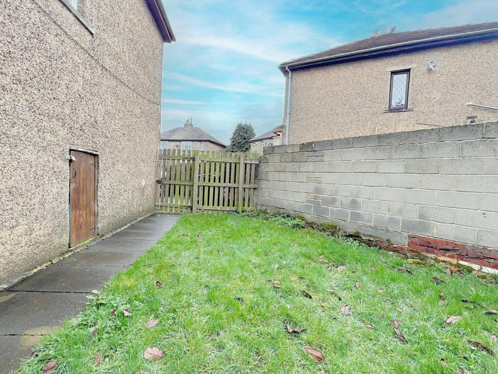 Additional image 16 of Mandale Grove, Bradford, BD6