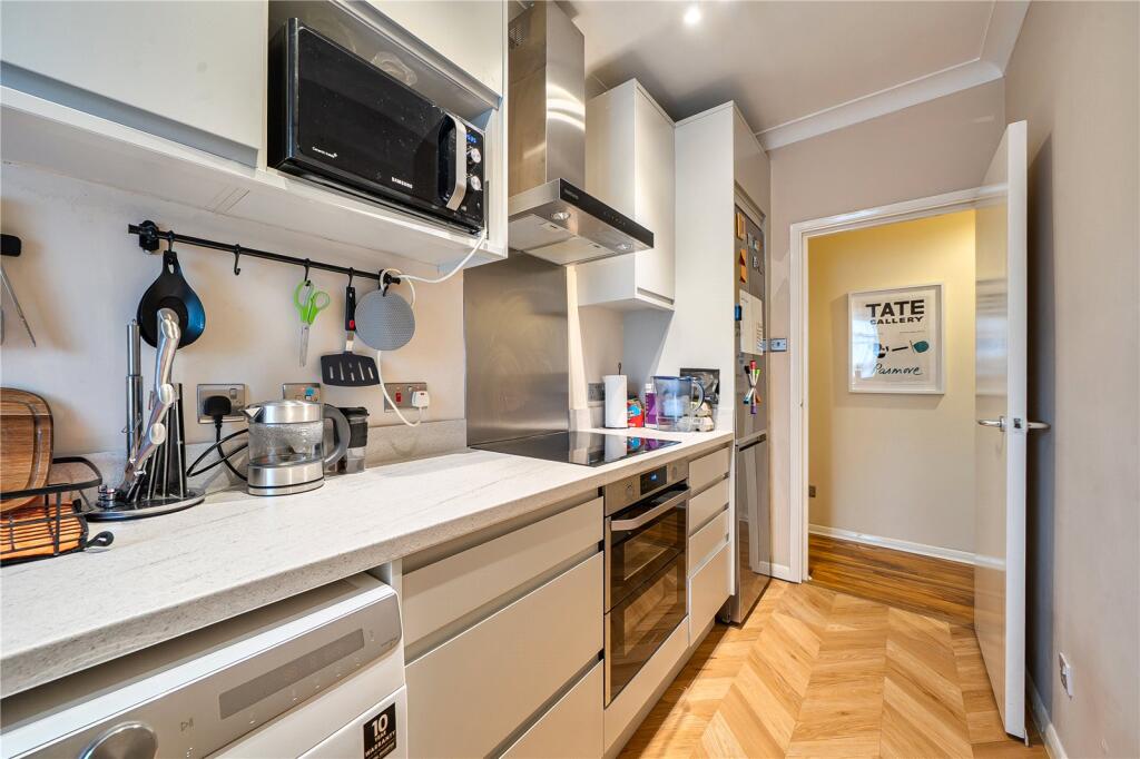 Apartment in London, Elephant and Castle - View 4