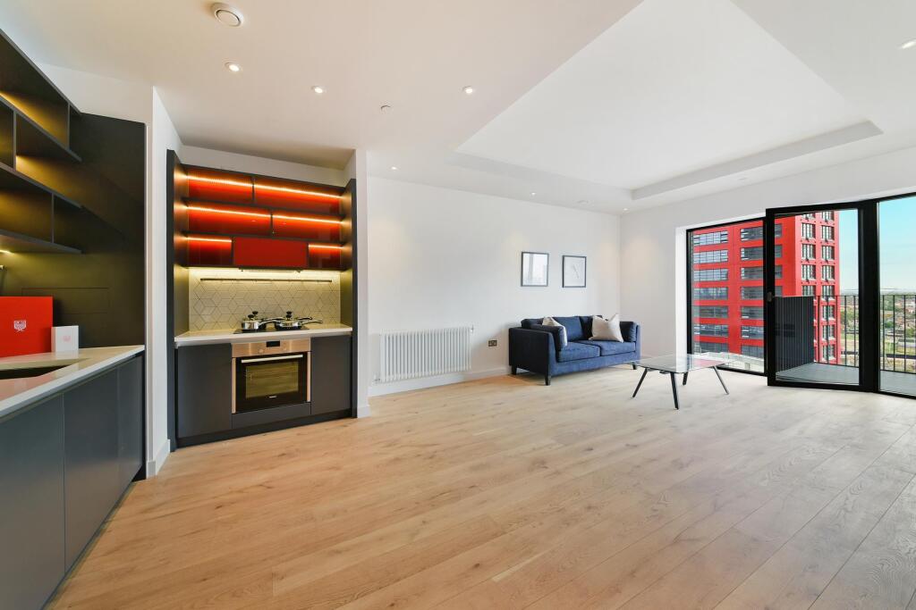Main image of property: Modena House, London City Island
