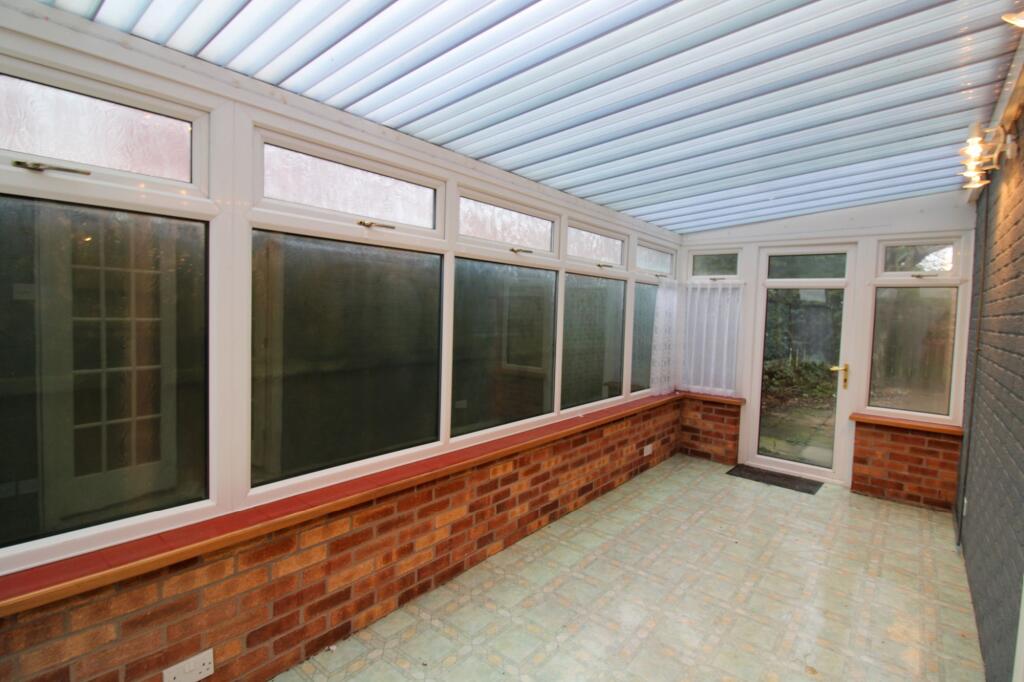 Coatbridge Avenue, Rushey Mead photo 4