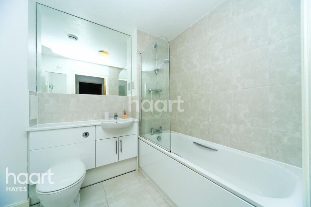 Main image of property: Varcoe Gardens, Hayes