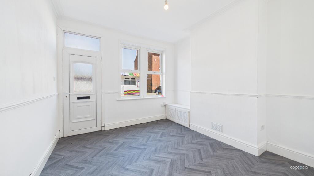 House in Derby, Peartree - View 4