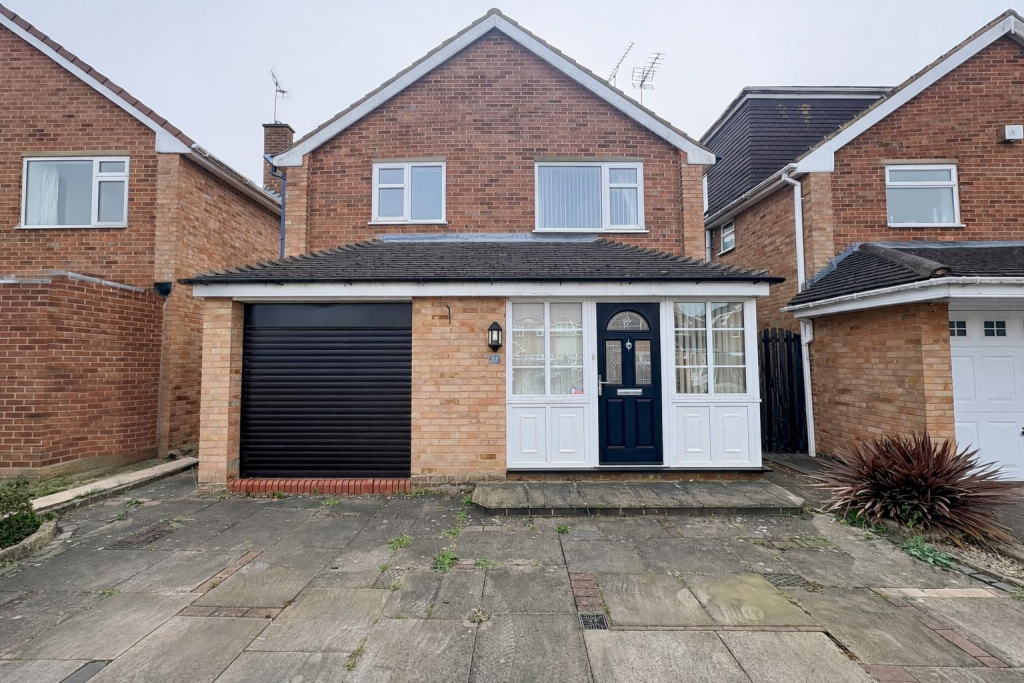 Main image of property: Oaks Drive, Wombourne, Wolverhampton