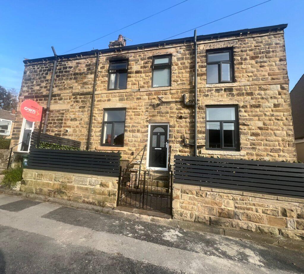 3-bed terraced on Slade Walk, Birstall, Batley, WF17 0NF, £215,000