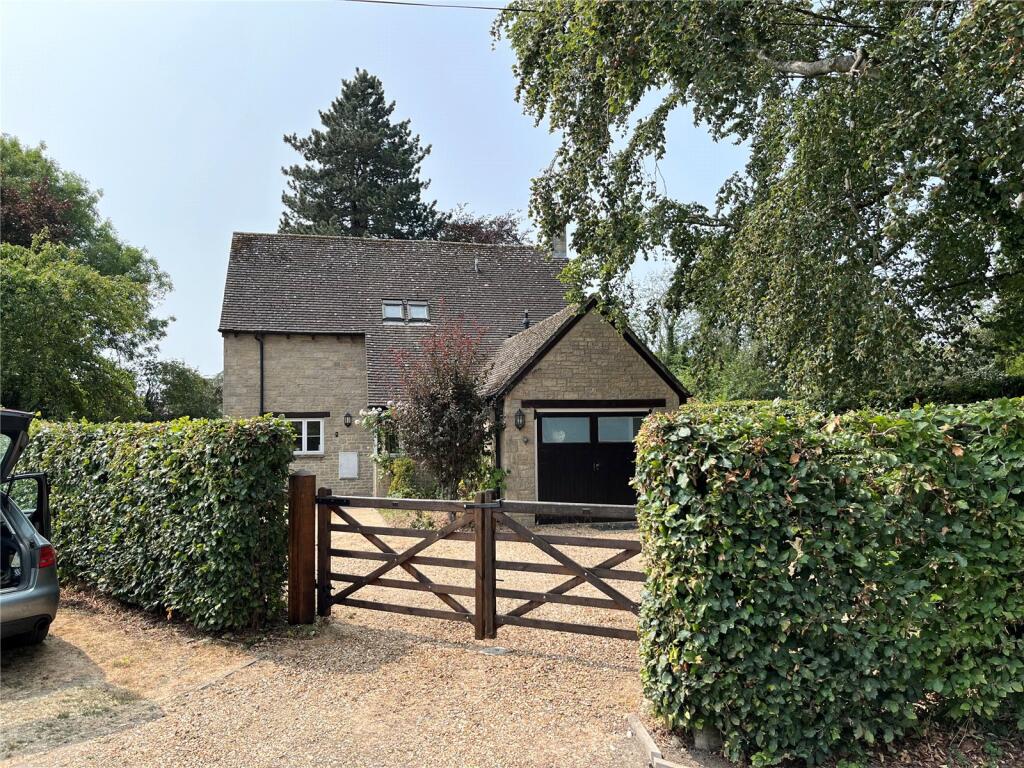 Burford Road, Bampton, OX18