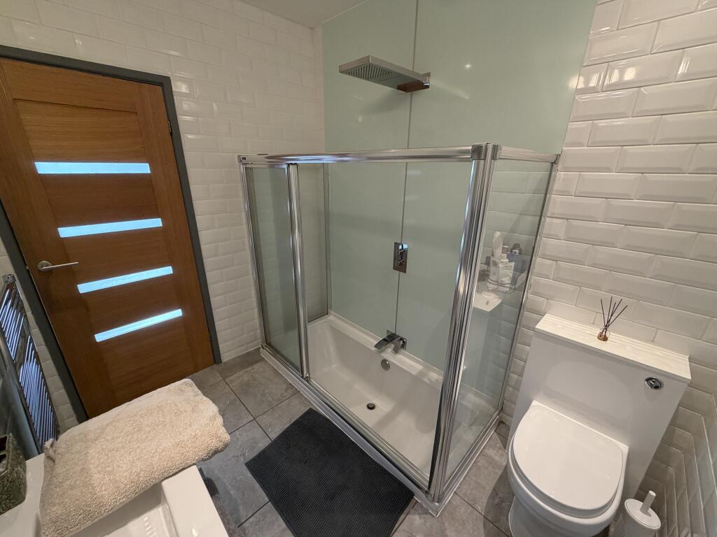 Apartment in Manchester, Hulme - View 3