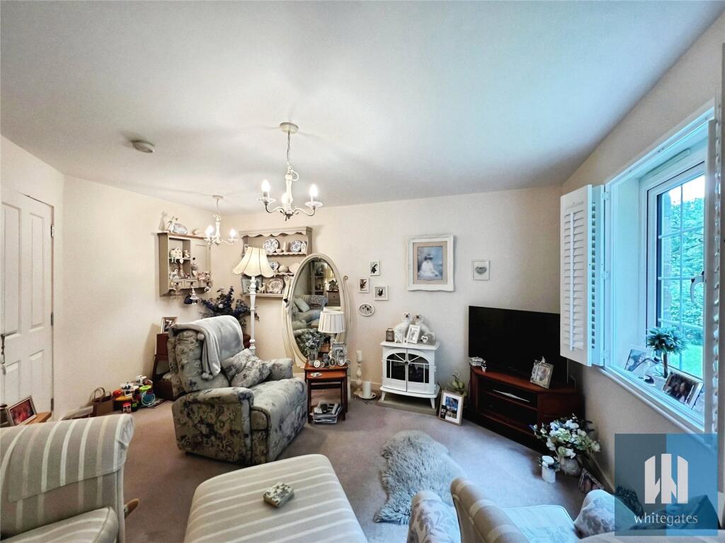 Apartment in Calderdale, West Yorkshire - View 2