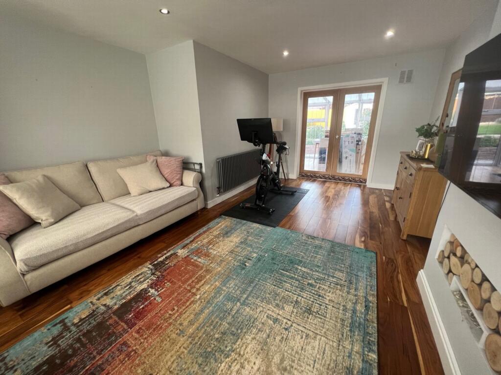Highfield Crescent, Wigston, LE18 photo 3
