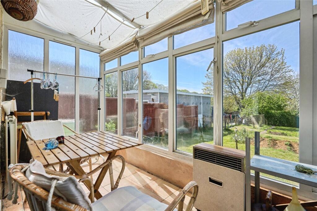 House in Sandown, Lake - View 5