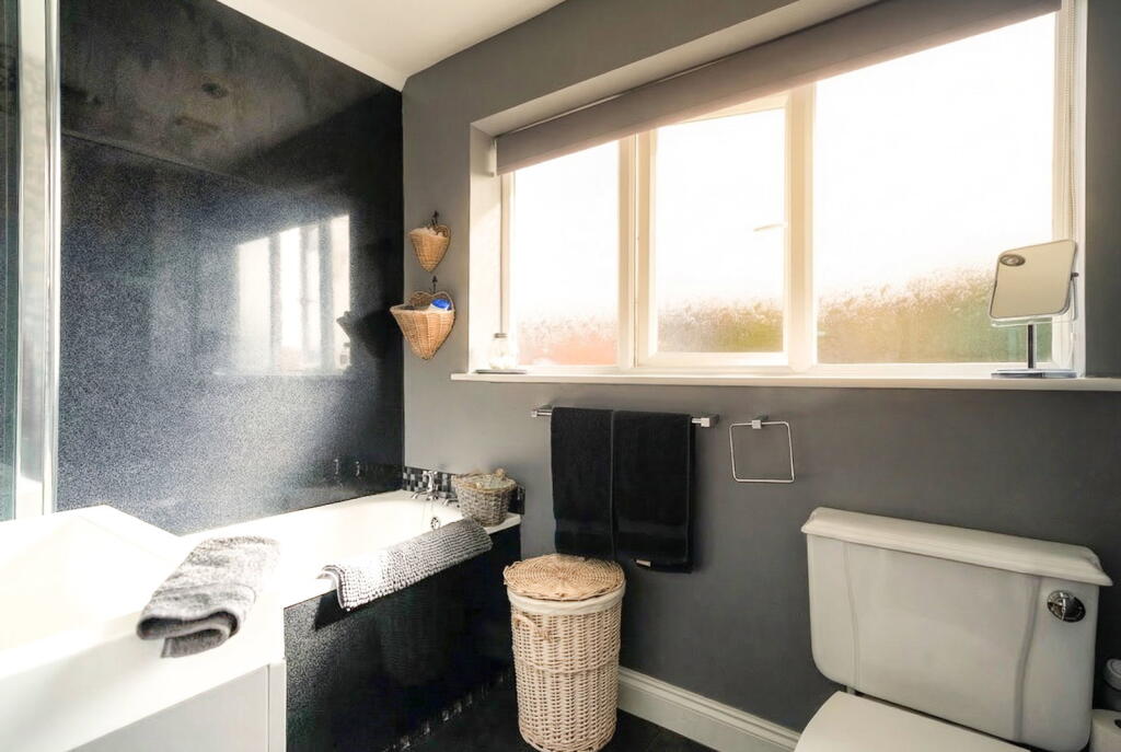 Additional image 18 of Saxon Wood Road, Cheswick Green