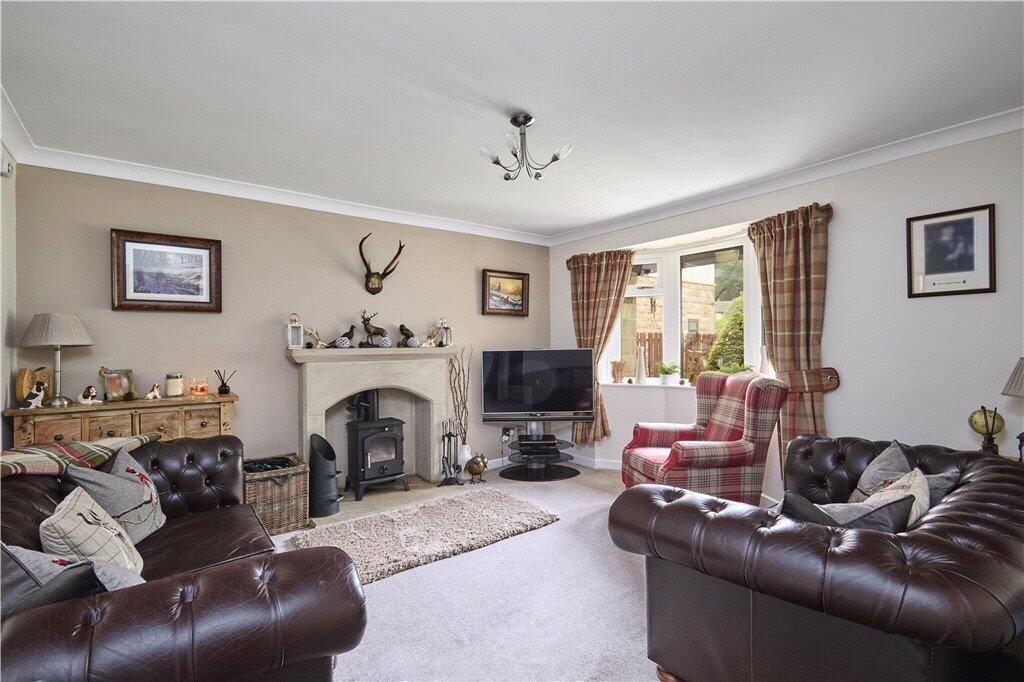 The Paddock, Baildon, West Yorkshire, BD17 photo 2
