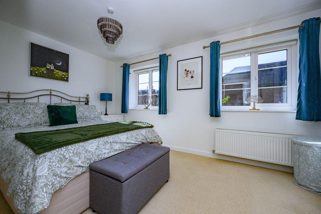 Clarkes Road, Hatfield photo 5