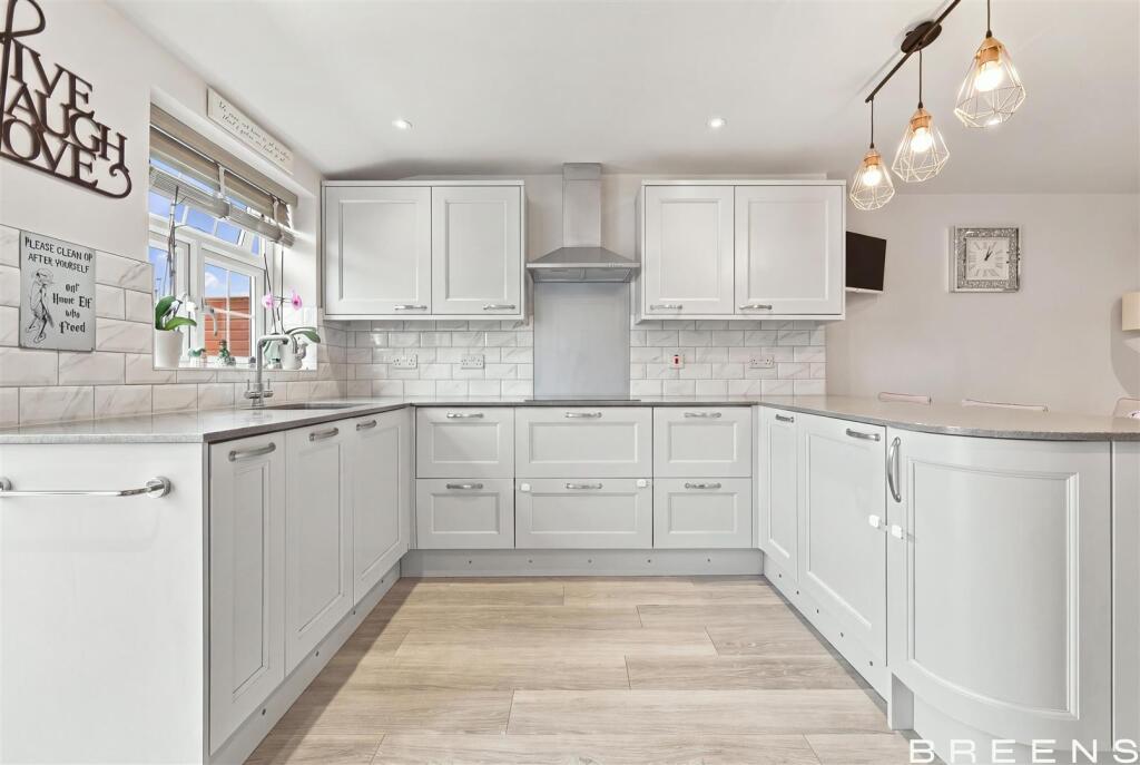 House in Enfield - More