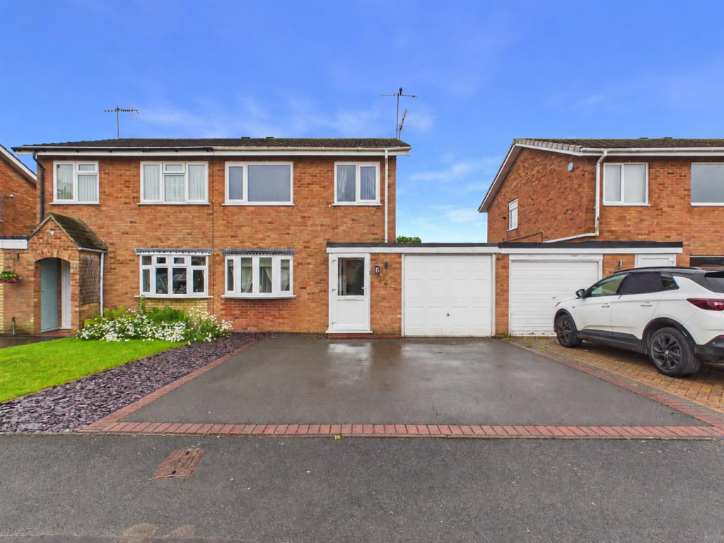 Main image of property: Clevedon Green, South Littleton, Evesham