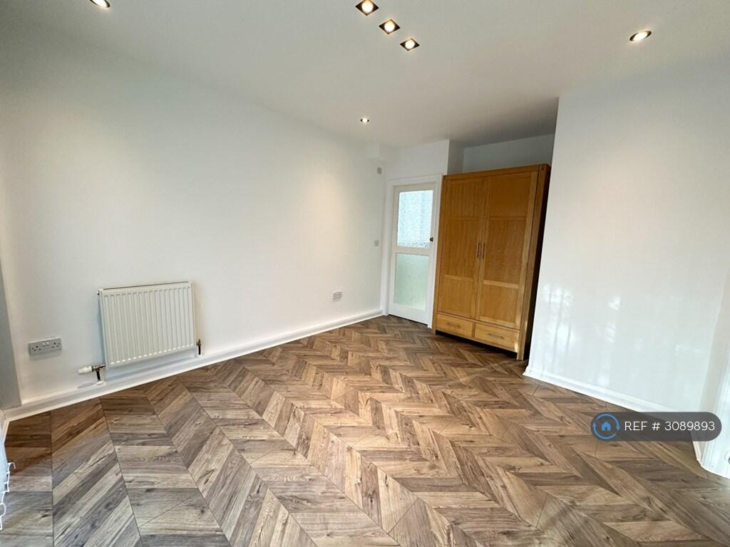 Apartment in Newcastle upon Tyne - More
