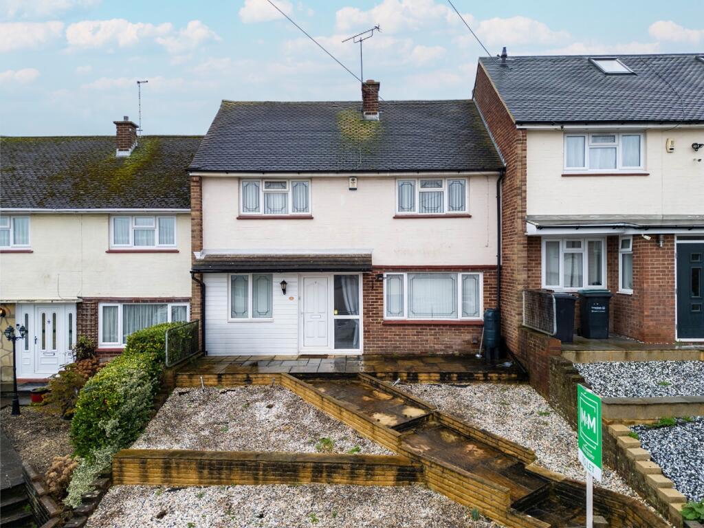 Main image of property: Livingstone Road, Gravesend, Kent, DA12 5DY