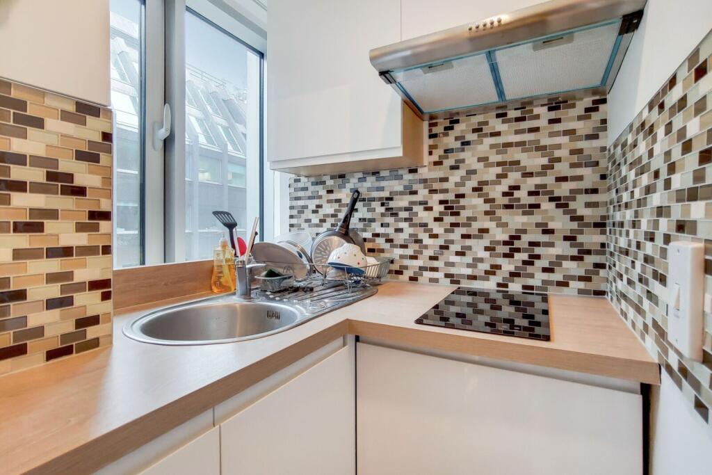 Studio flat for rent