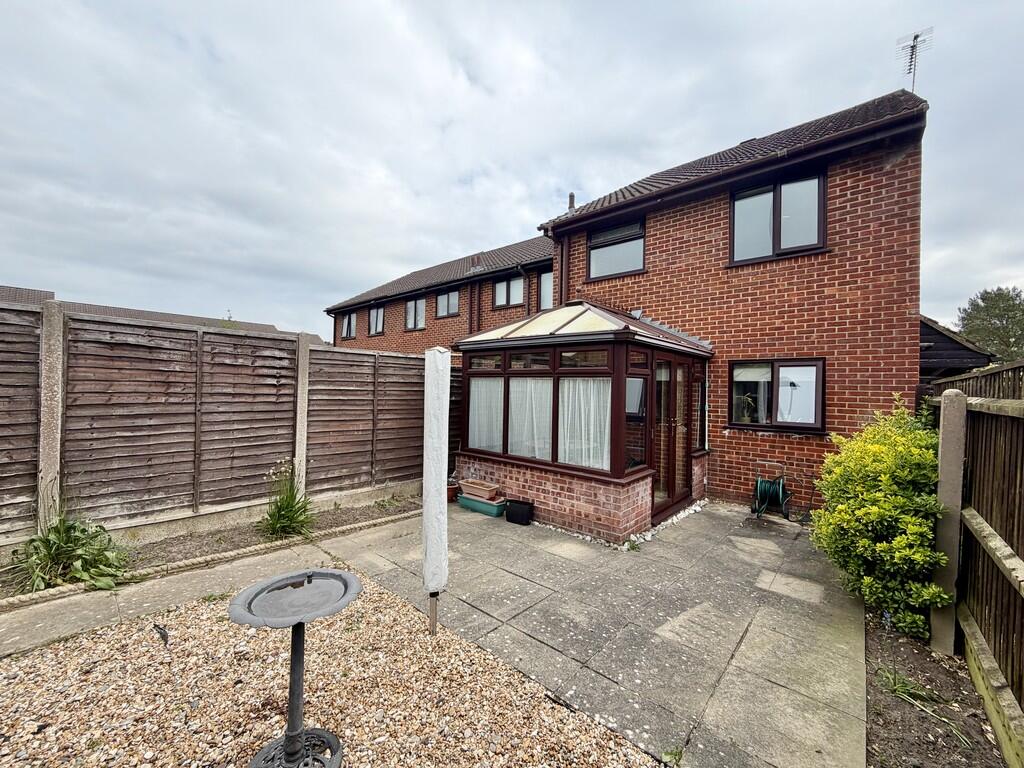 Main image of property: Chaffinch Close, Creekmoor