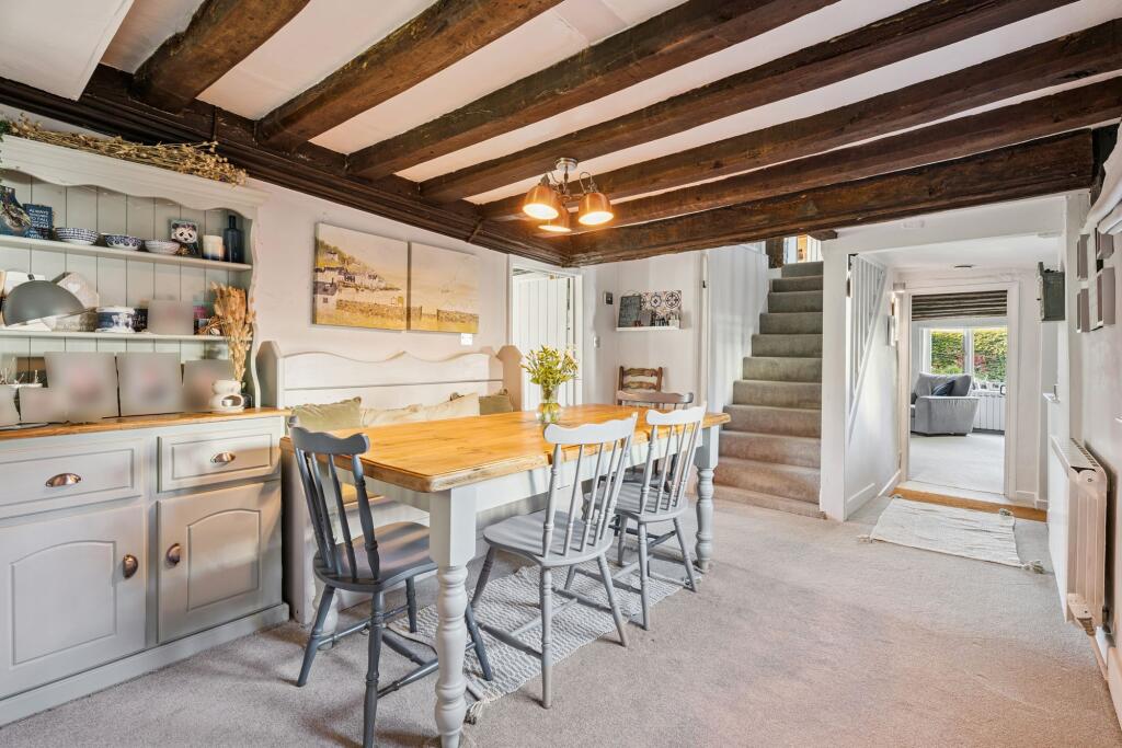 House in Edlesborough, Buckinghamshire - View 2