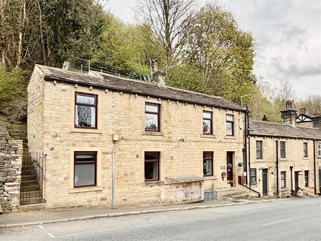 Main image of property: Station Road, Holmfirth,HD9 1AE