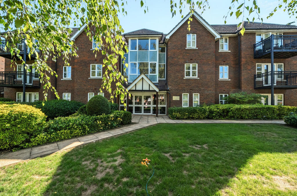 Main image of property: Beckenham Grove, Bromley, BR2