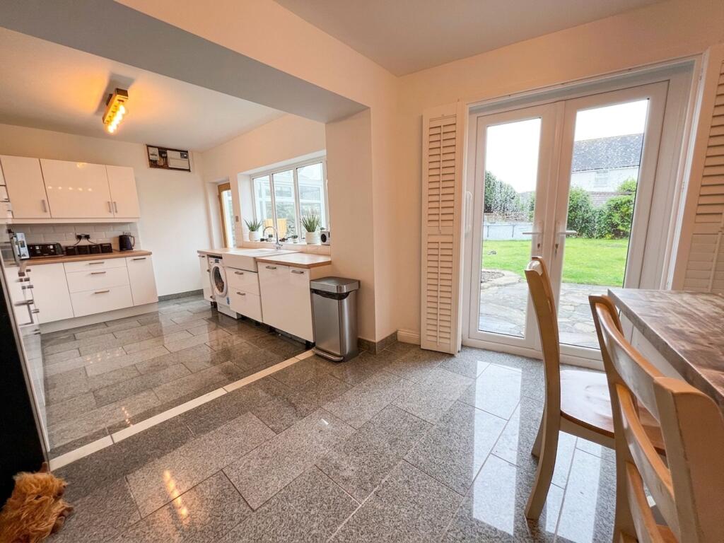 St. Brides Road, Wick, CF71 photo 2