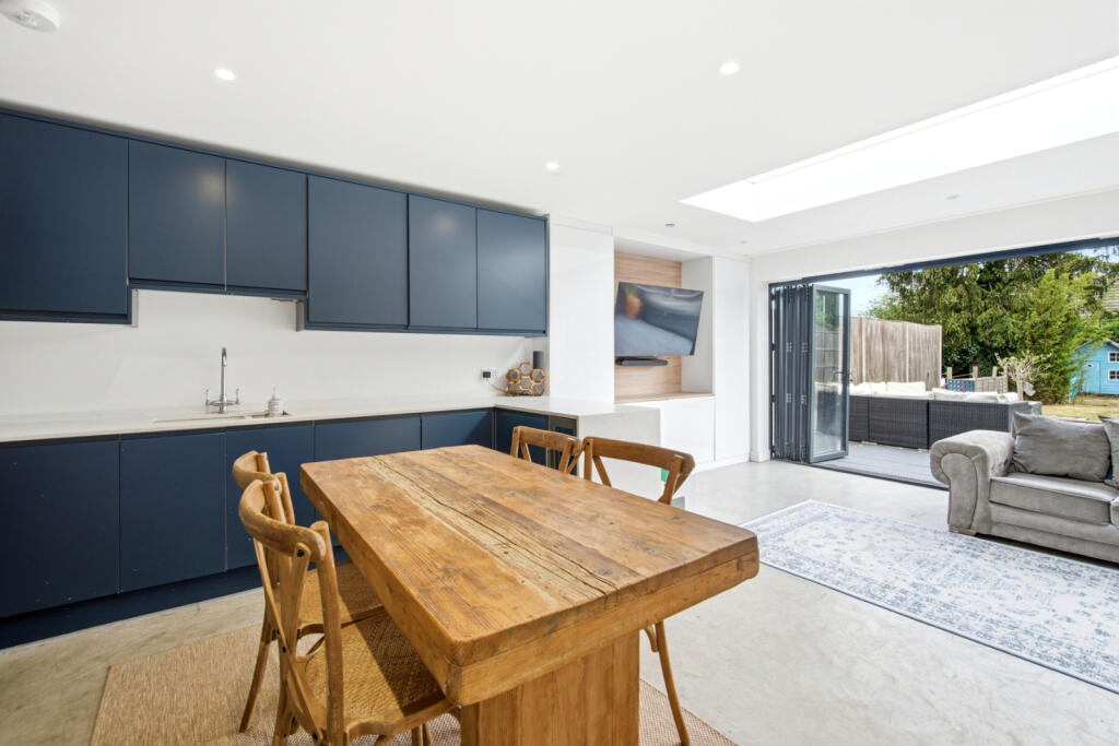 Boundary Road, Bishop's Stortford, Hertfordshire, CM23 photo 4