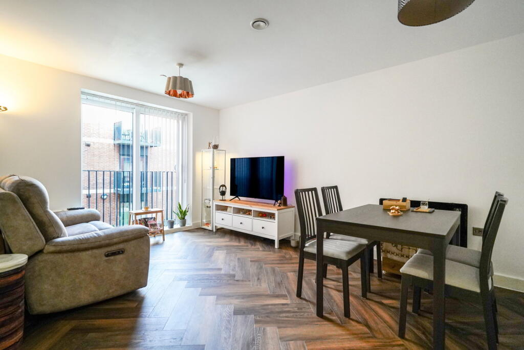 Main image of property: Homer Road, Solihull, B91 3ZW