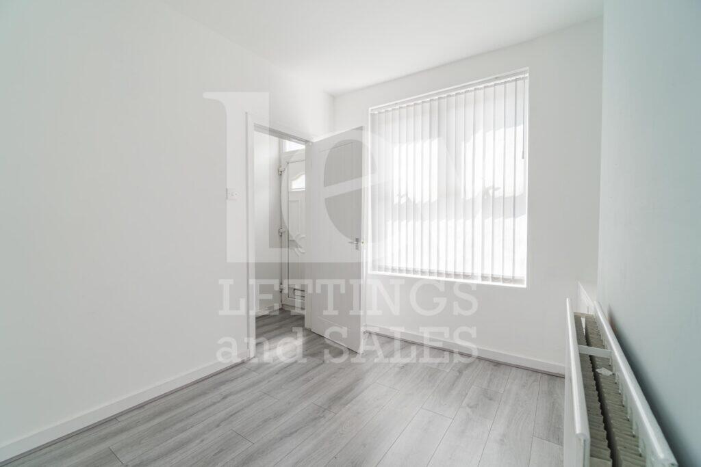 Main image of property: 29 Lind street, LIVERPOOL, Merseyside, L4 4EG