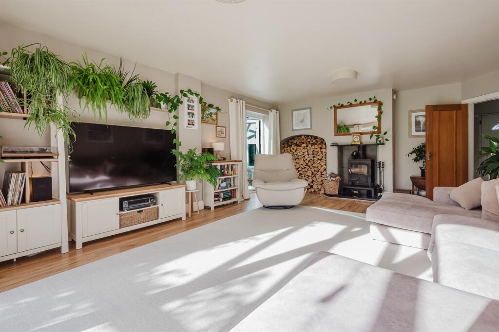 House in Northwich, Lostock Green - View 4