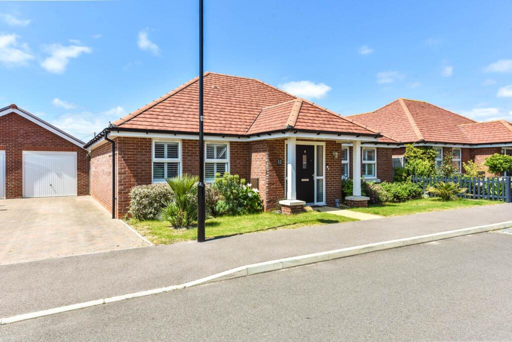 Main image of property: Hornbeam Walk, Bracklesham Bay, West Sussex, PO20