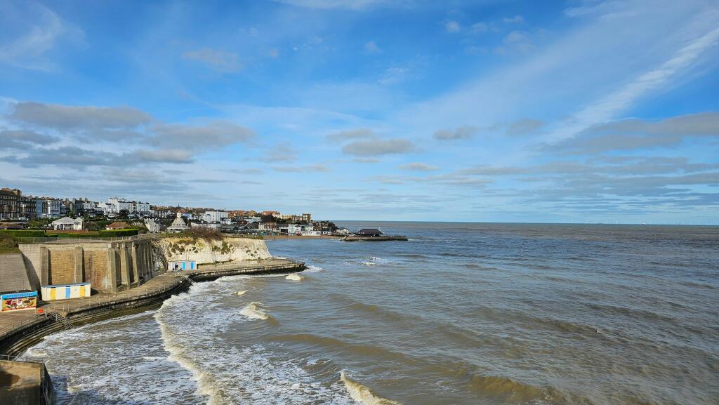 144A, High Street, Broadstairs, CT10 photo 4