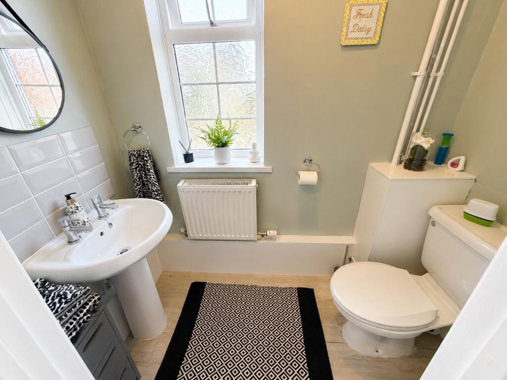 House in Newbridge, Caerphilly - View 3