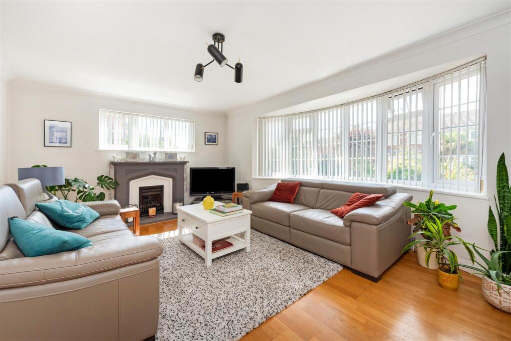House in Portsmouth - View 3