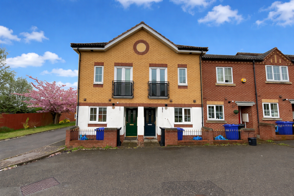 Main image of property: Milestone Croft, Halesowen, B63 2JQ