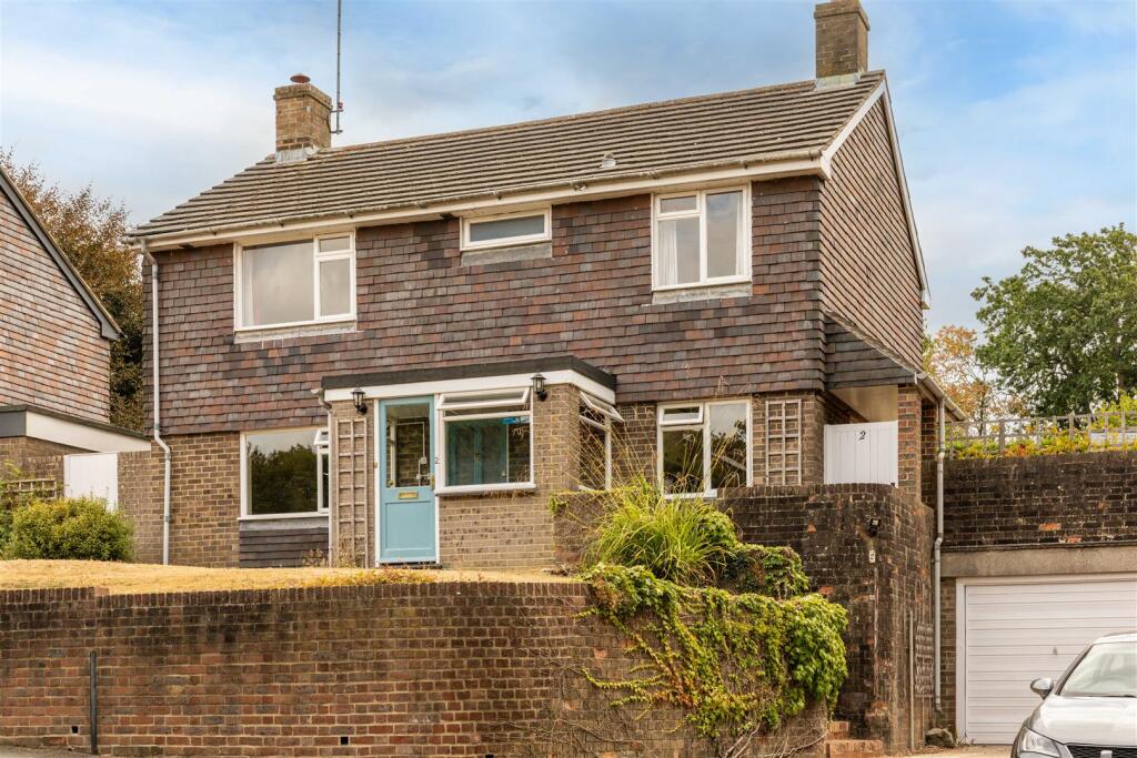 Main image of property: Wilmington Close, Hassocks