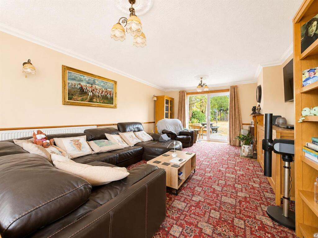 House in Fareham, Portchester - View 4