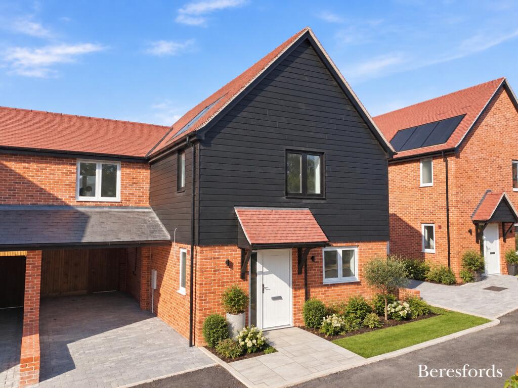 Main image of property: Mascalls Lane, Brentwood, CM14