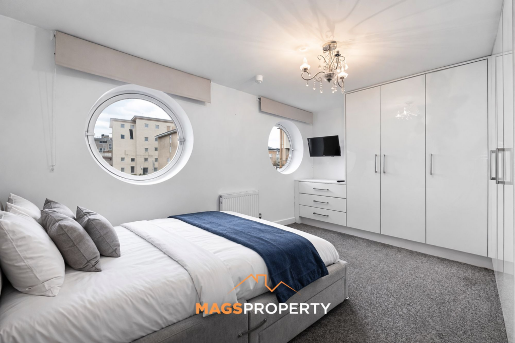 Apartment in Liverpool - View 4