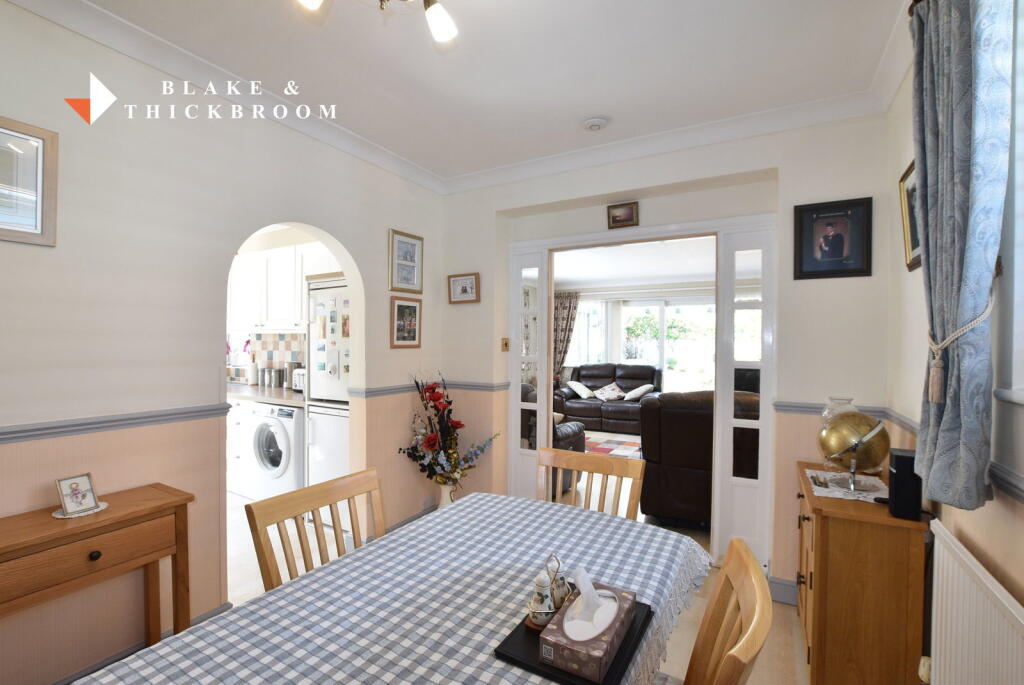 Madeira Road, Holland on Sea CO15 5NF photo 4